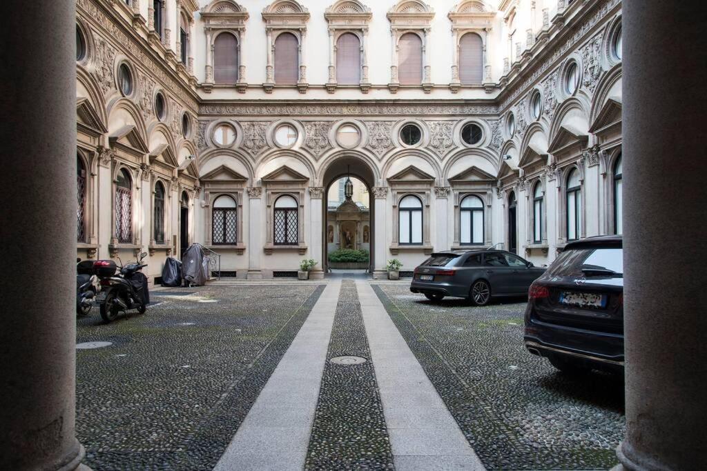 Breathtaking Castle View Youhosty - Quintino Sella ミラノ エクステリア 写真