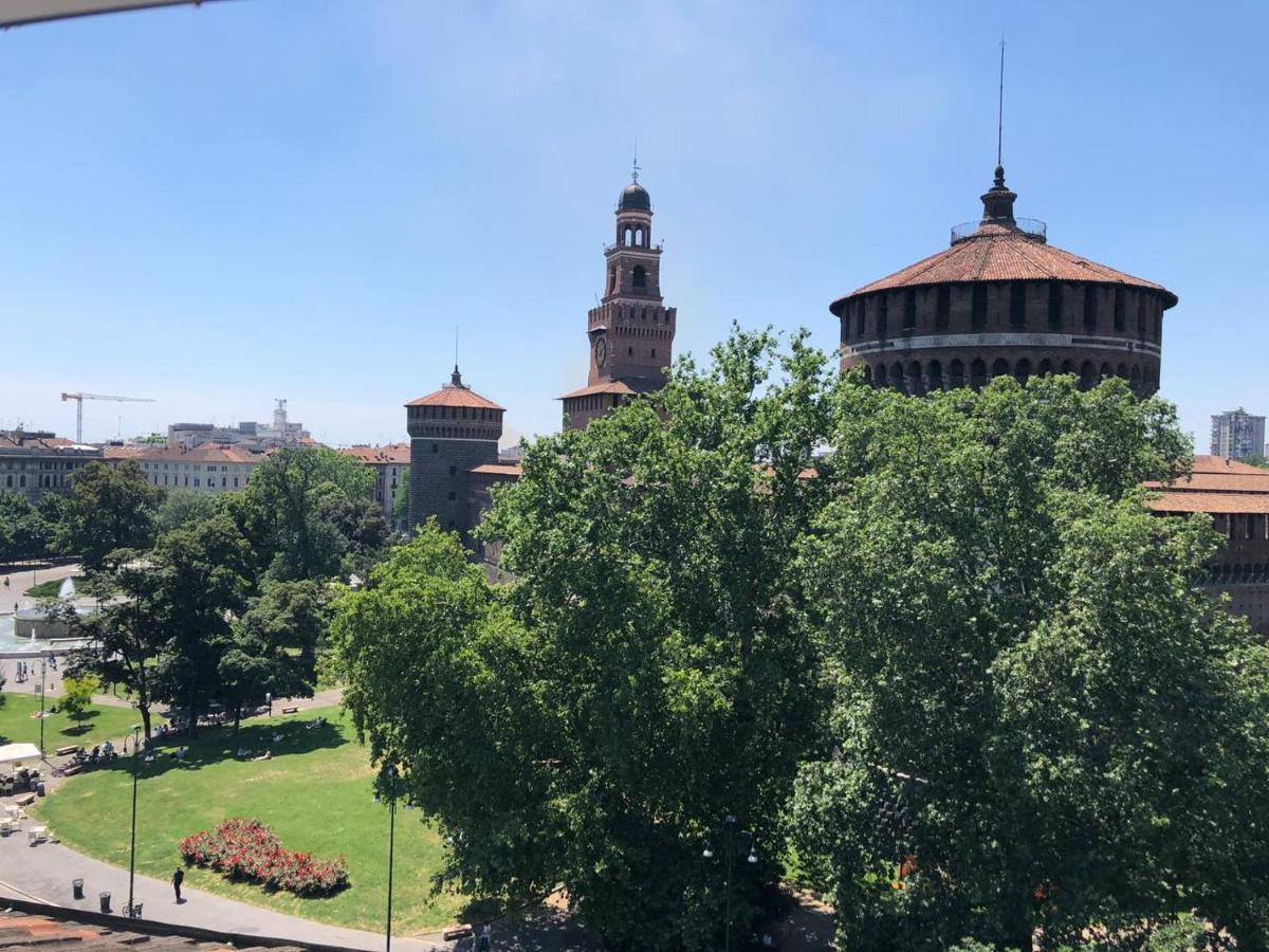 Breathtaking Castle View Youhosty - Quintino Sella ミラノ エクステリア 写真